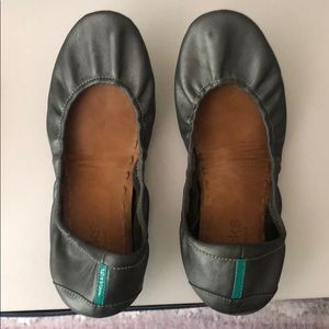 Gently worn metallic tieks!
